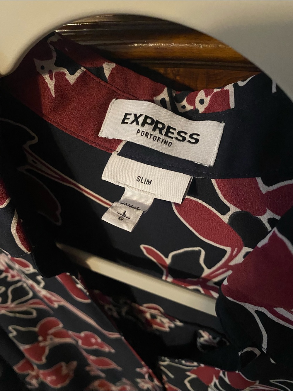 Express floral Portofino blouse - Picture 2 of 2